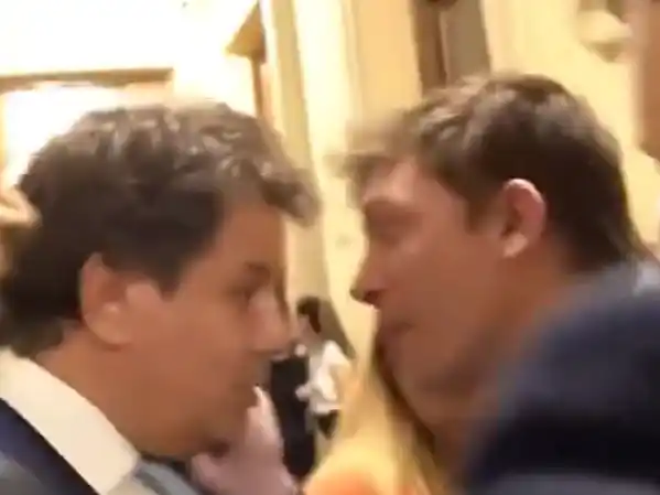 Santiago Caputo fue a encarar a Facundo Manes