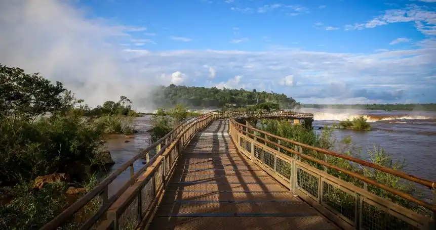 Cataratas del Iguazú: habilitaron al público el circuito de la Garganta del Diablo