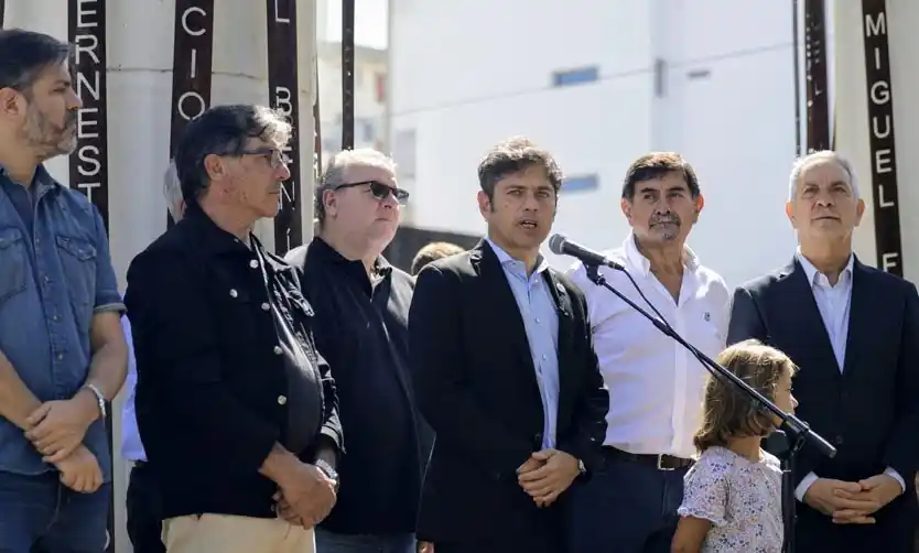 Kicillof encabezó un acto homenaje a excombatientes de Malvinas