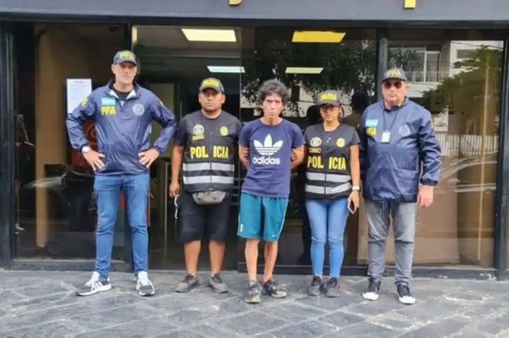 Perú: cayó “Burro”, un narco con pedido de captura que maneja la venta de drogas en la Villa 1-11-14