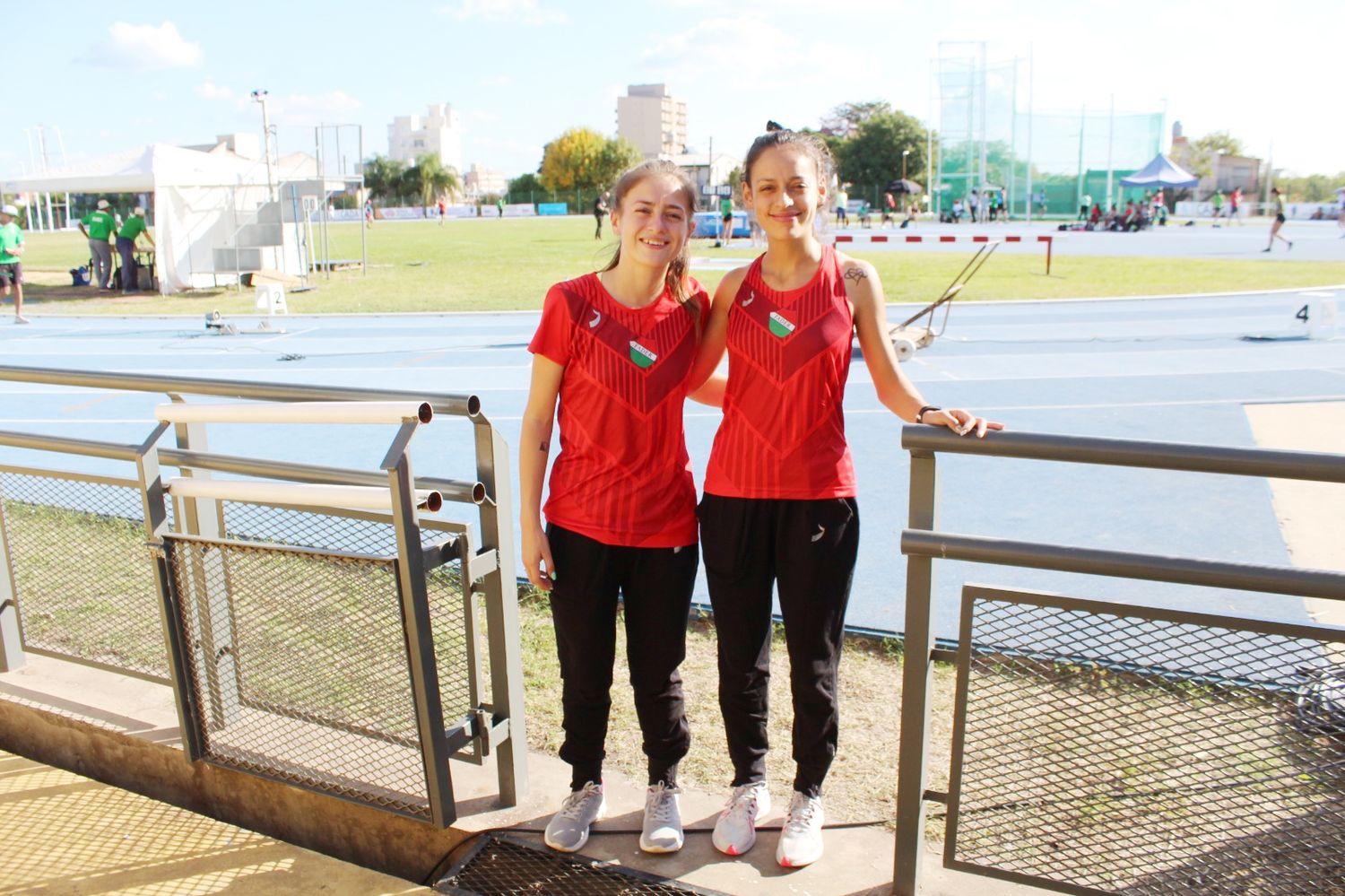 Las atletas Greta Rodríguez y Ximena Simeone integran la Selección Entrerriana 