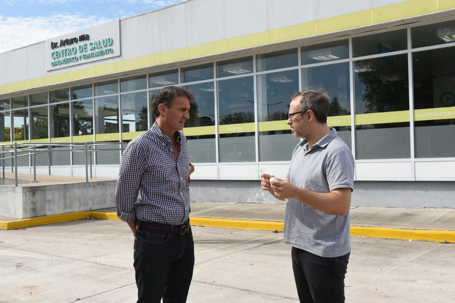 Coronavirus: En Tres de Febrero, Valenzuela y Katopodis recorrieron obras del Hospital Modular de Emergencia