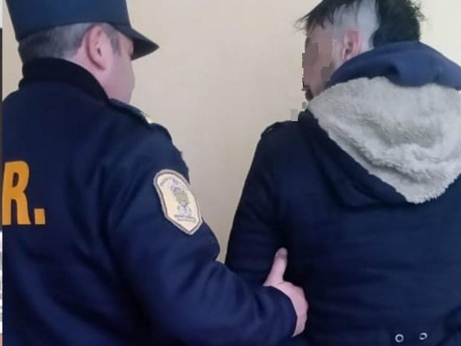 Intentó robar en un supermercado y fue detenido en flagrancia