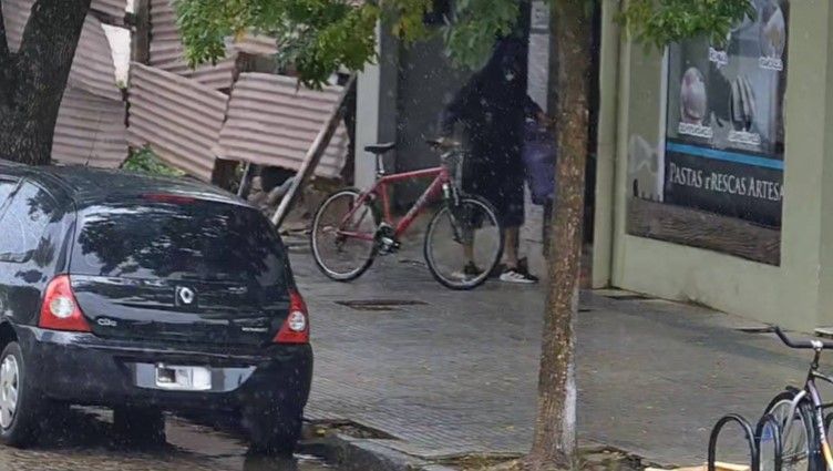 Recuperaron una bicicleta en barrio Alberdi, uno de los sectores más castigados por hechos de inseguridad en Rafaela.