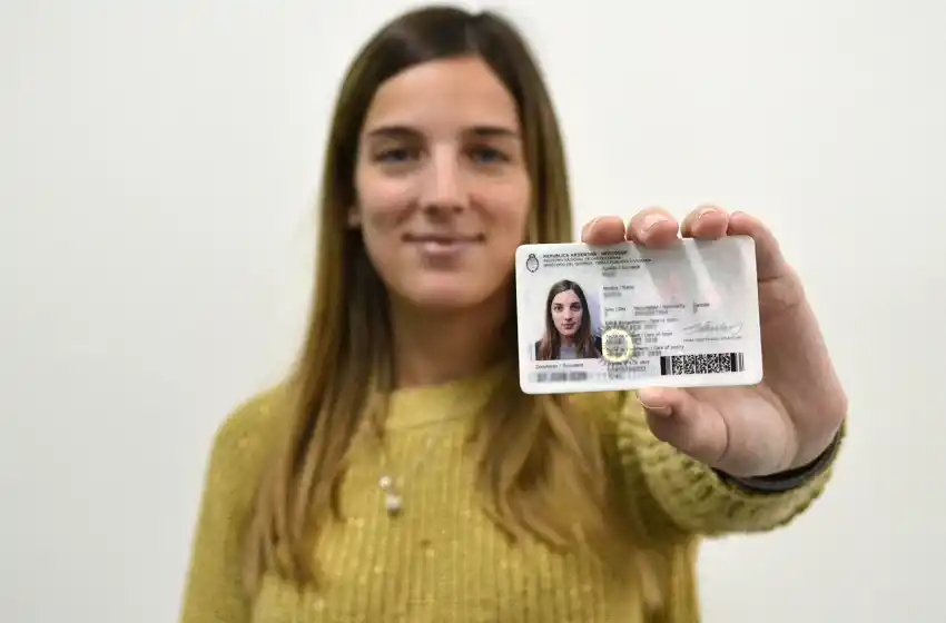 Impulsan un proyecto para eliminar la categoría "sexo" de los DNI