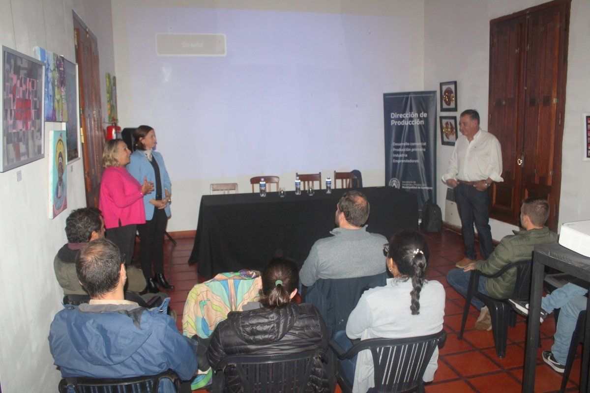 charla