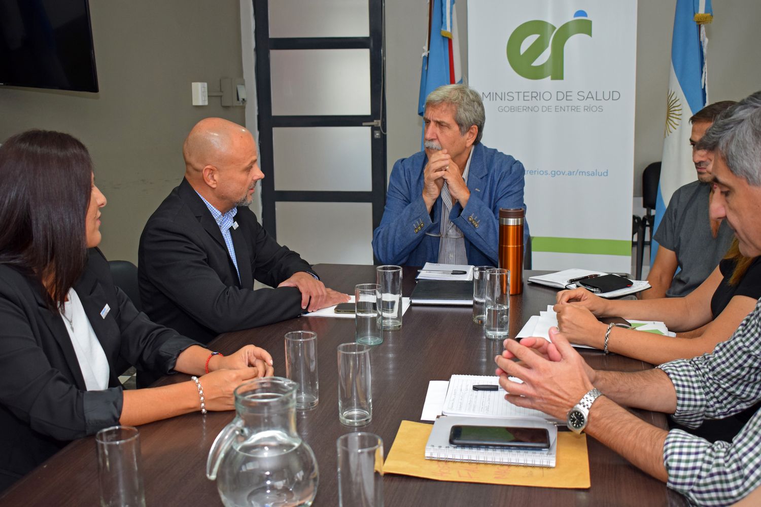 El gobierno avanza en una agenda por la educación pública  y en una “relación estratégica”