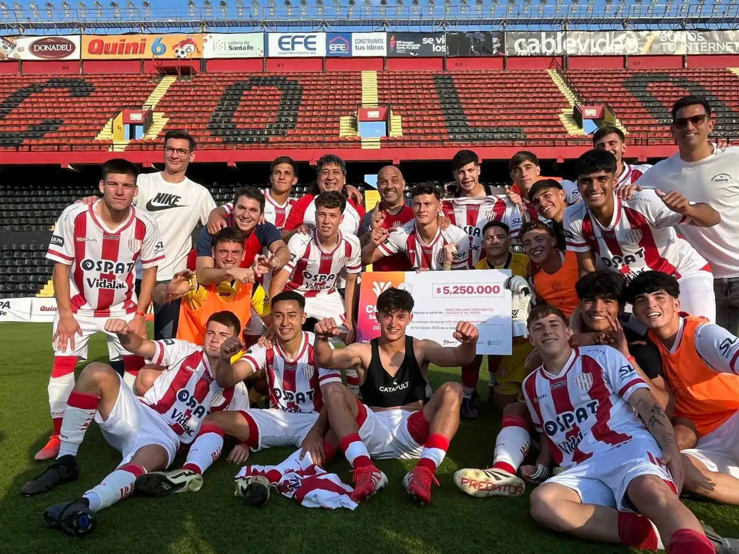 Unión festejando el pase a la final.