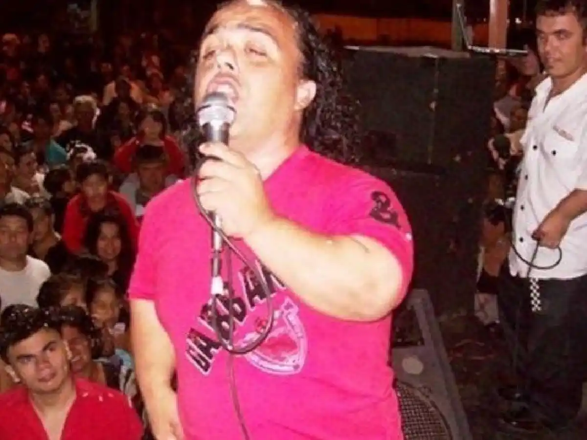 Murió el cantante del grupo de cumbia Los Grosos