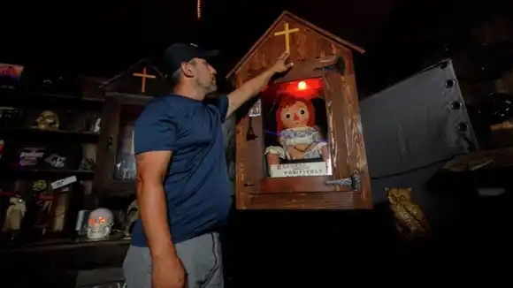 Misteriosa muerte del cuidador de Annabelle reaviva temores en torno a la muñeca “maldita”
