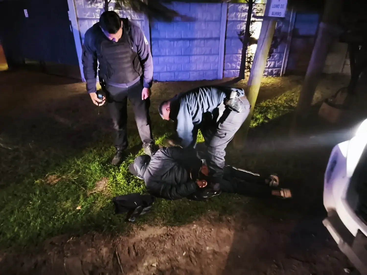 Robo en una casa de Alfar: detuvieron a un joven y recuperaron un televisor y celulares