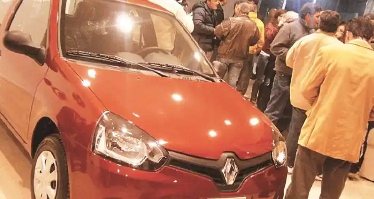 Fiore tiene salón Renault