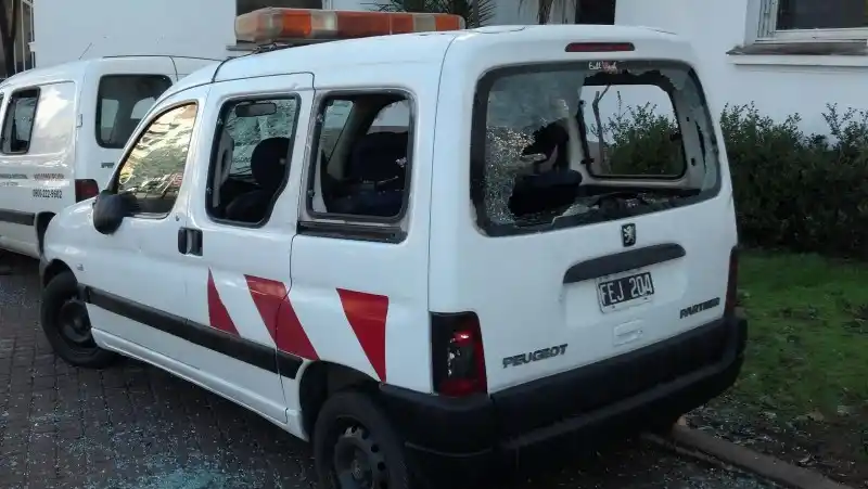 Morón: Denuncian ataque a móviles municipales luego de un operativo contra picadas