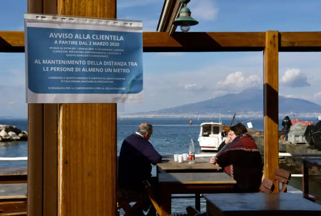 Leve suba de los fallecimientos en Italia en el comienzo de la nueva cuarentena