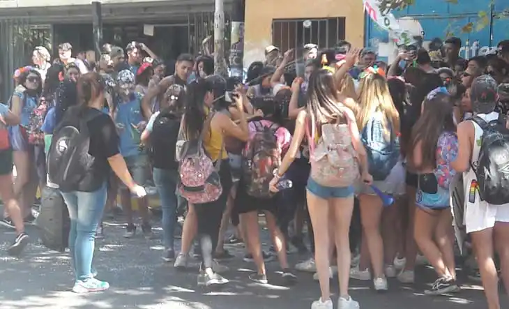 El "último primer día de clases" se transformó en un verdadero trastorno en toda la Provincia