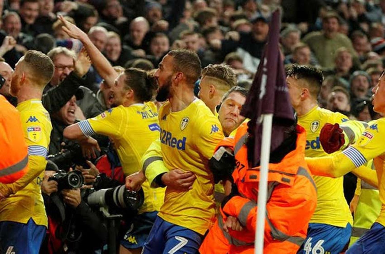 El Leeds de Bielsa ganó en la última bola