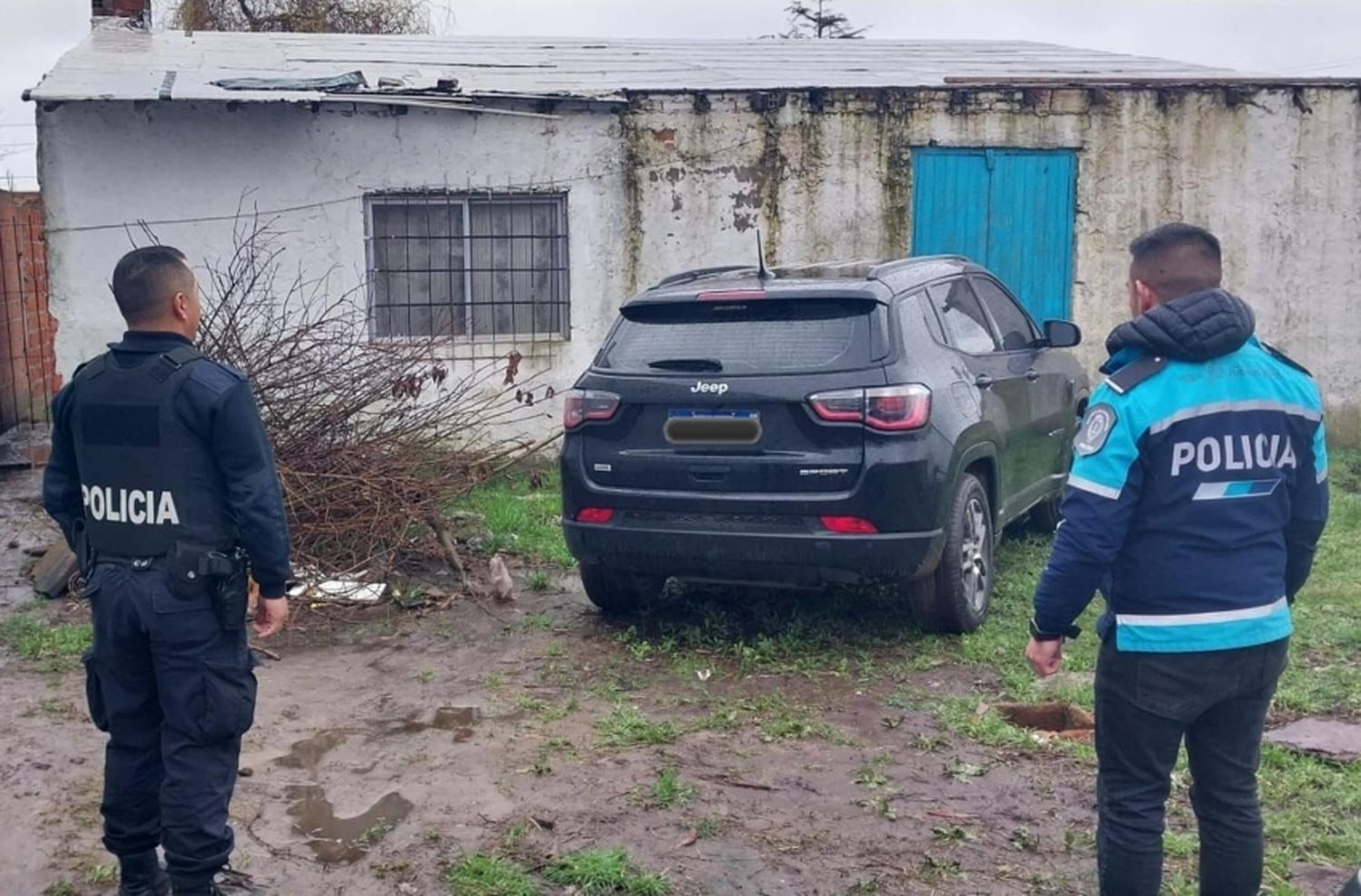 Recuperaron un vehículo robado hace dos semanas en el barrio Chauvin