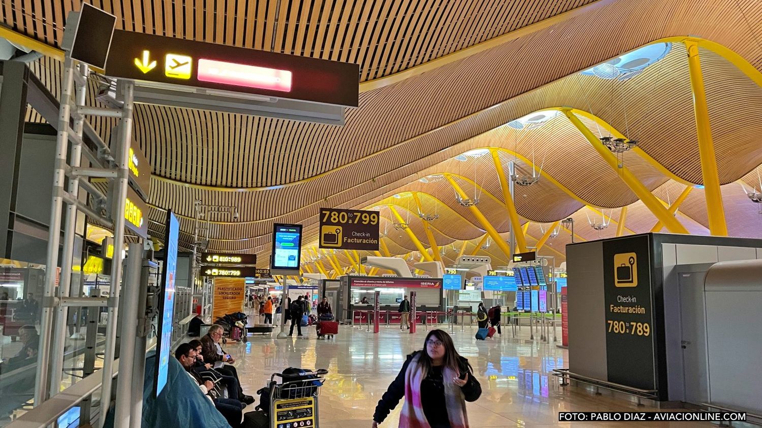 Aeropuertos españoles de Aena movilizaron 19,22 millones de pasajeros durante febrero, nuevo récord histórico