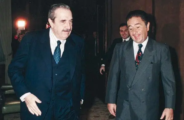 Sin coalición, la salida no parece ser posible