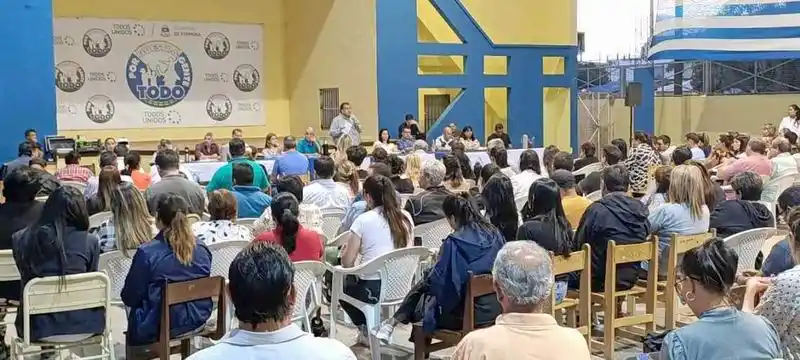 Vecinos del San Francisco y autoridades
Provinciales se reunieron previo al OPNGT