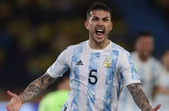Leandro Paredes sufrió una lesión y se encendió otra alerta en la Selección