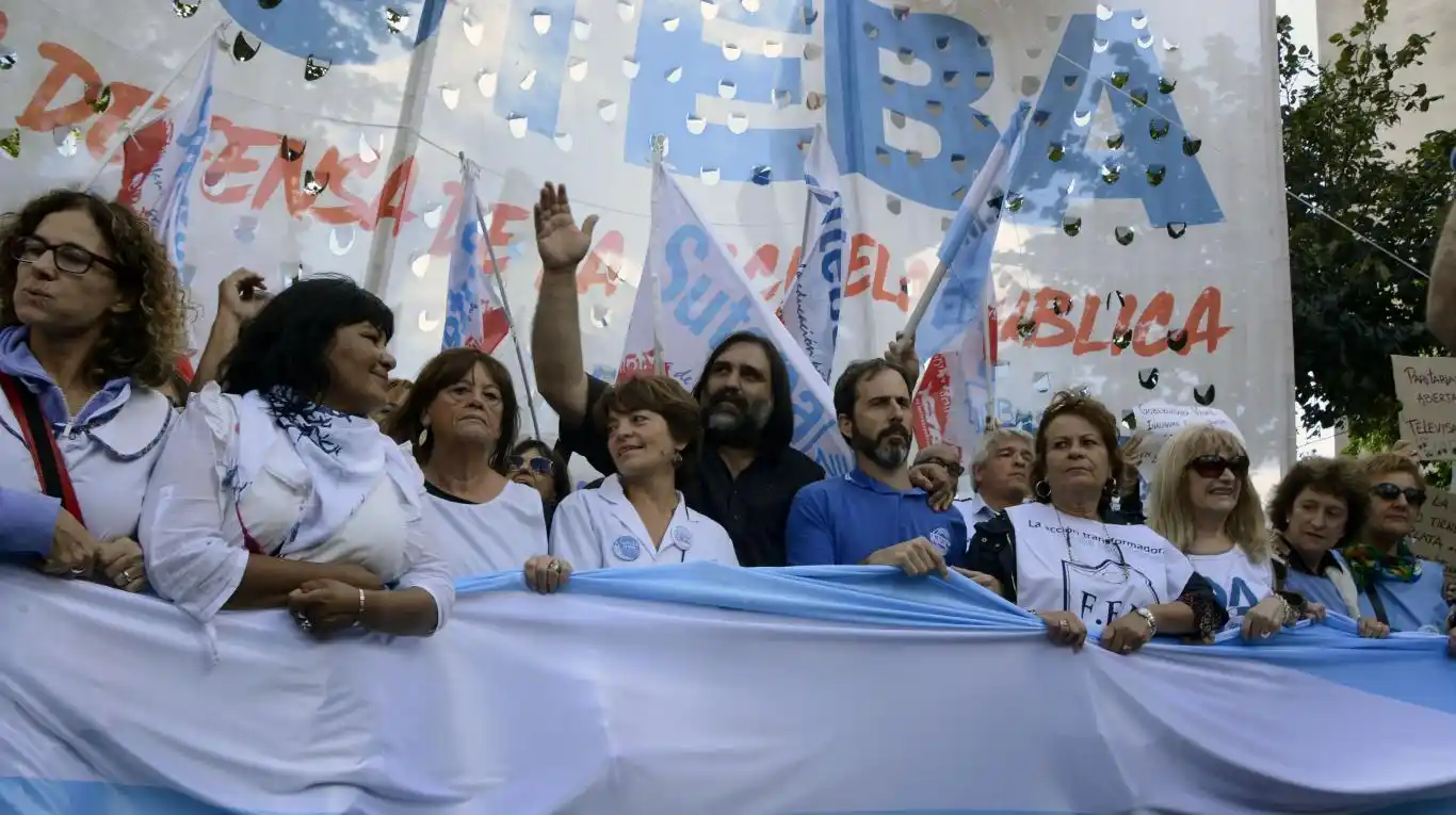La Justicia ordenó llamar a paritaria nacional docente