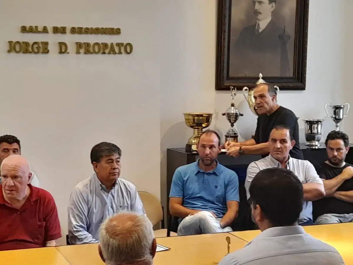 Aróstegui: “La reunión fue muy positiva”