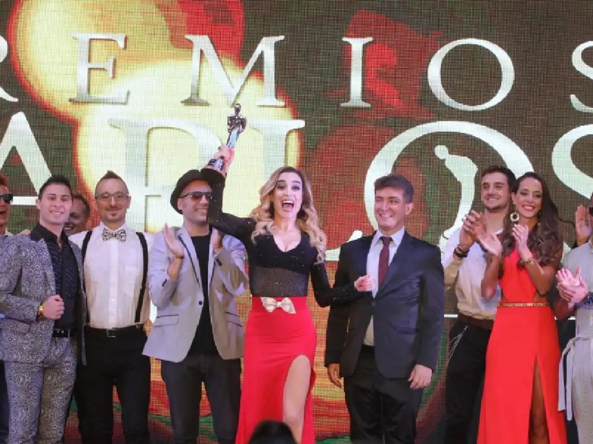 La actriz Fátima Flórez se llevó el premio Carlos de Oro