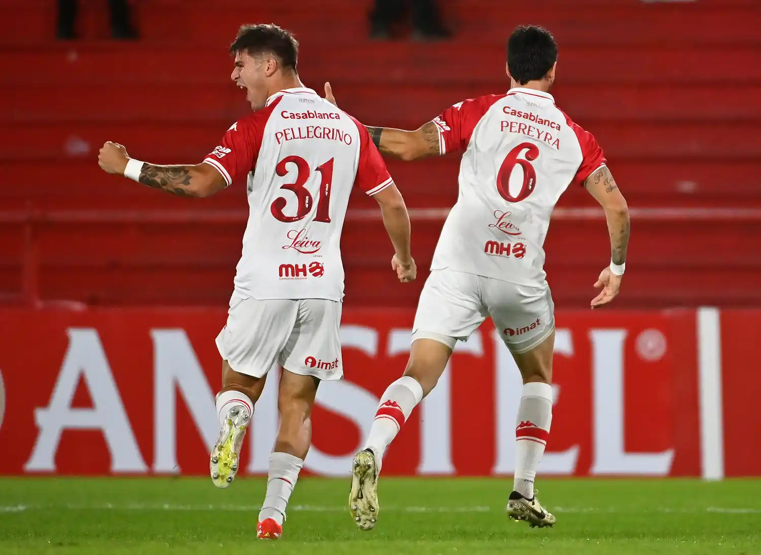 Huracán no dejó dudas y manda con puntaje ideal