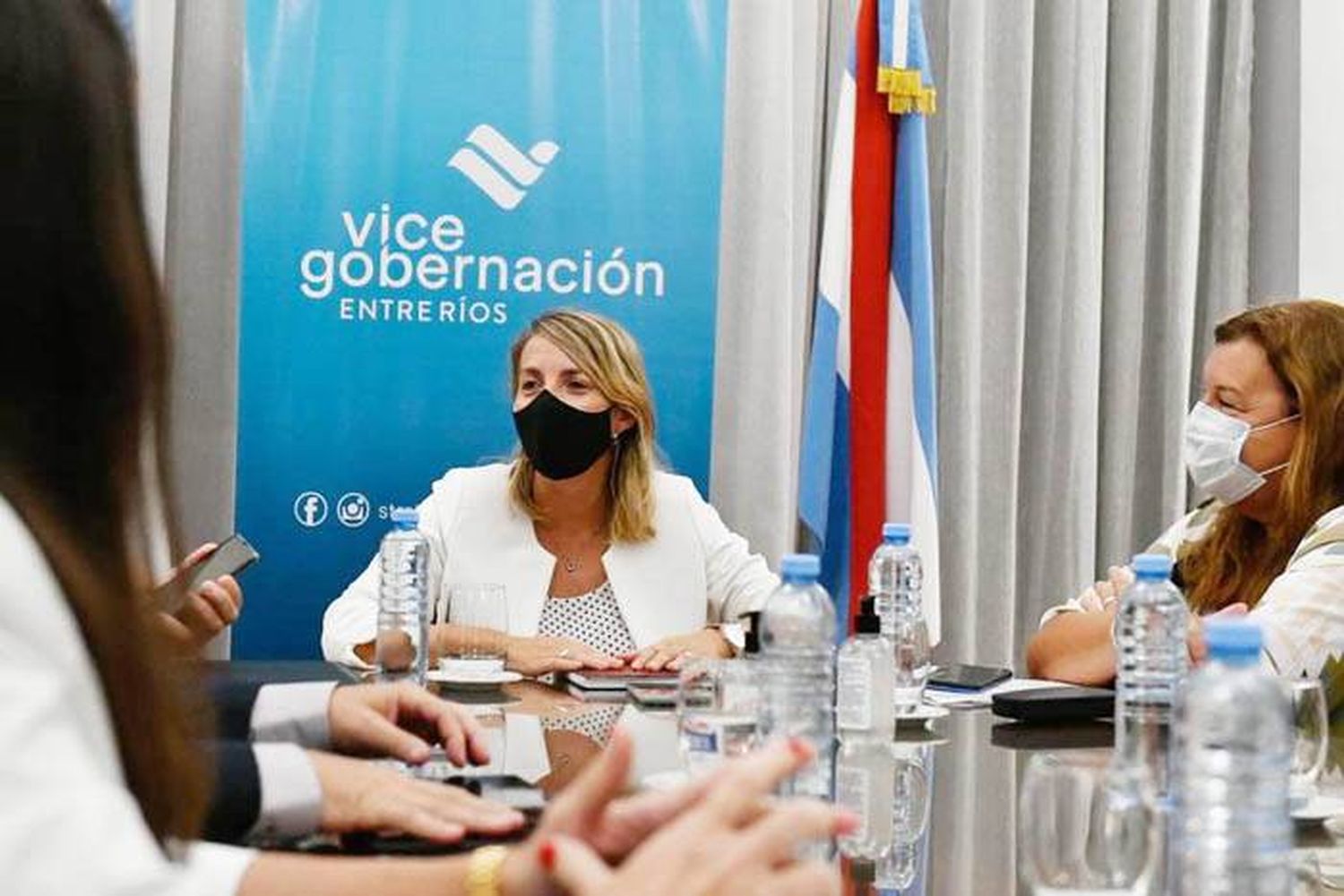 El gobierno provincial junto a la Cámara de la Construcción y la Uocra promueve la incorporación de mujeres en la obra pública