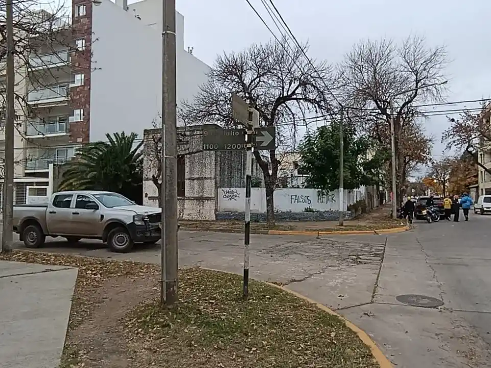 Choque con daños menores.