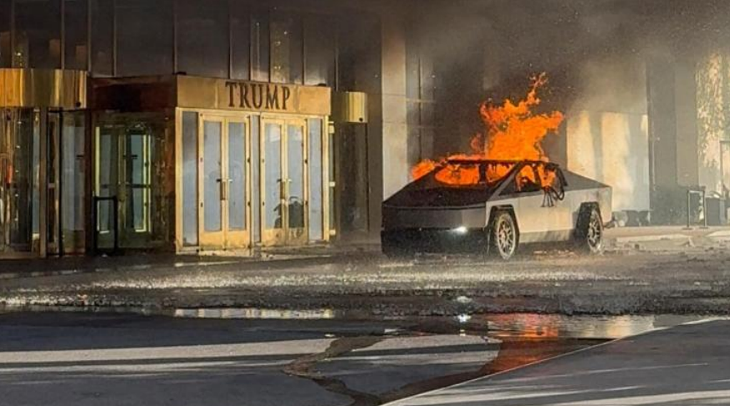 Tesla Cybertruck. El conductor murió y otras siete personas resultaron heridas.