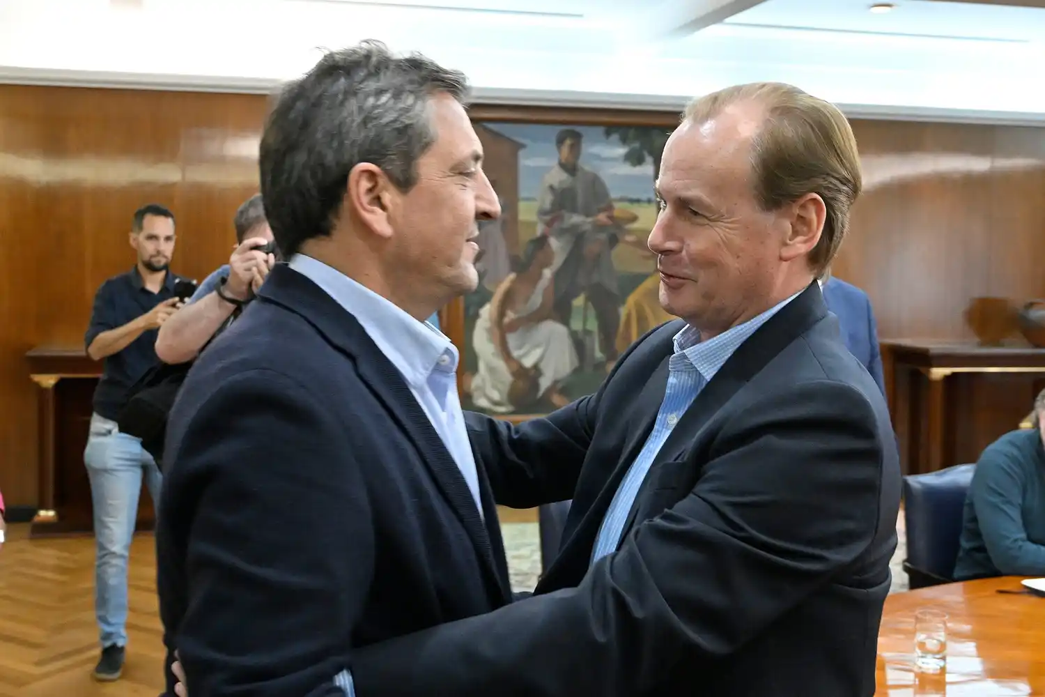 Gustavo Bordet respalda a jóvenes intendentes del PJ entrerriano