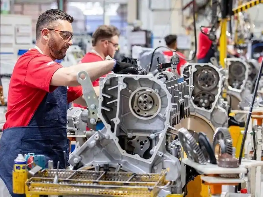 A pique. Las fuentes laborales en el sector se siguen derrumbando y hay preocupación en la UIA.