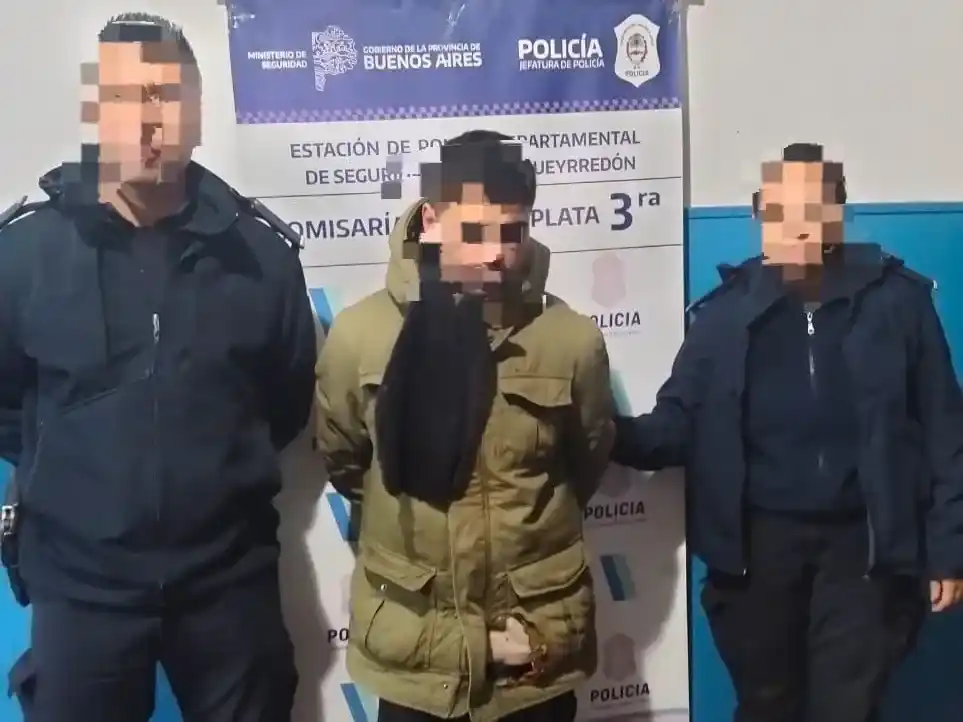 El hombre fue trasladado posteriormente a una dependencia policial.