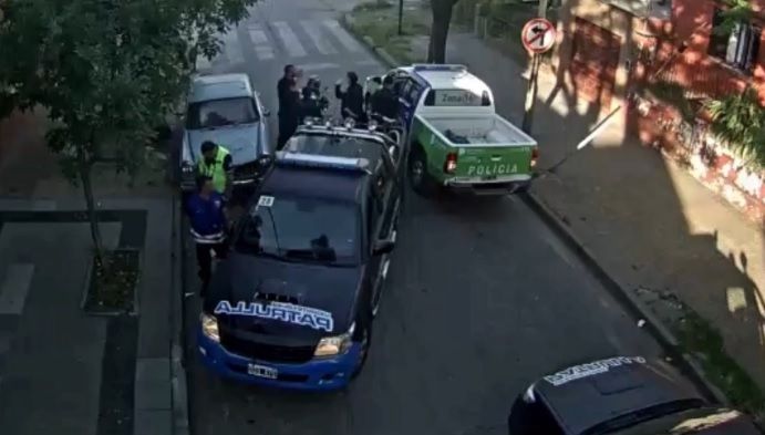 Video: Así detuvo la Patrulla de Vicente López a un delincuente que robaba en Florida