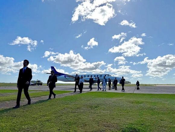 Humming Airways realizó su primer vuelo oficial a Tandil y Olavarría