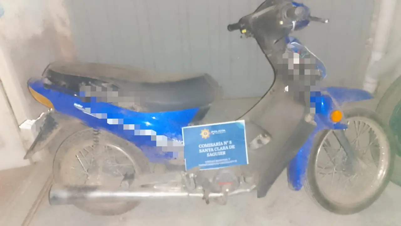 Recuperaron una motocicleta robada y detuvieron a un joven de 22 años en zona rural de Colonia Cello