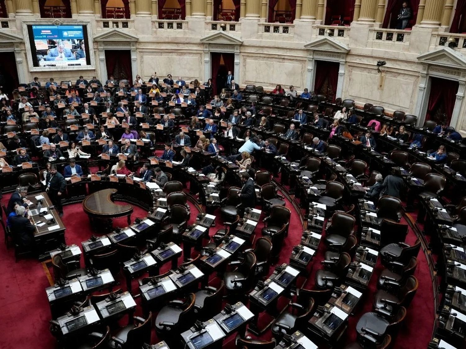 Tras citar a sesión, los bloques opositores buscan evitar que se le escape el quórum