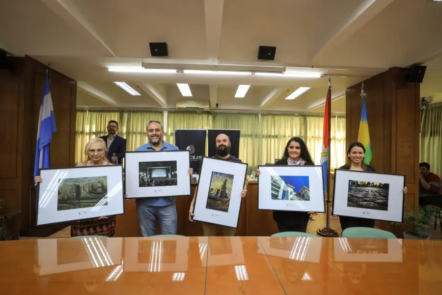 En la mañana de hoy, los ganadores del Concurso fotográfico Concejo Municipal 2022 recibieron su reconocimiento.