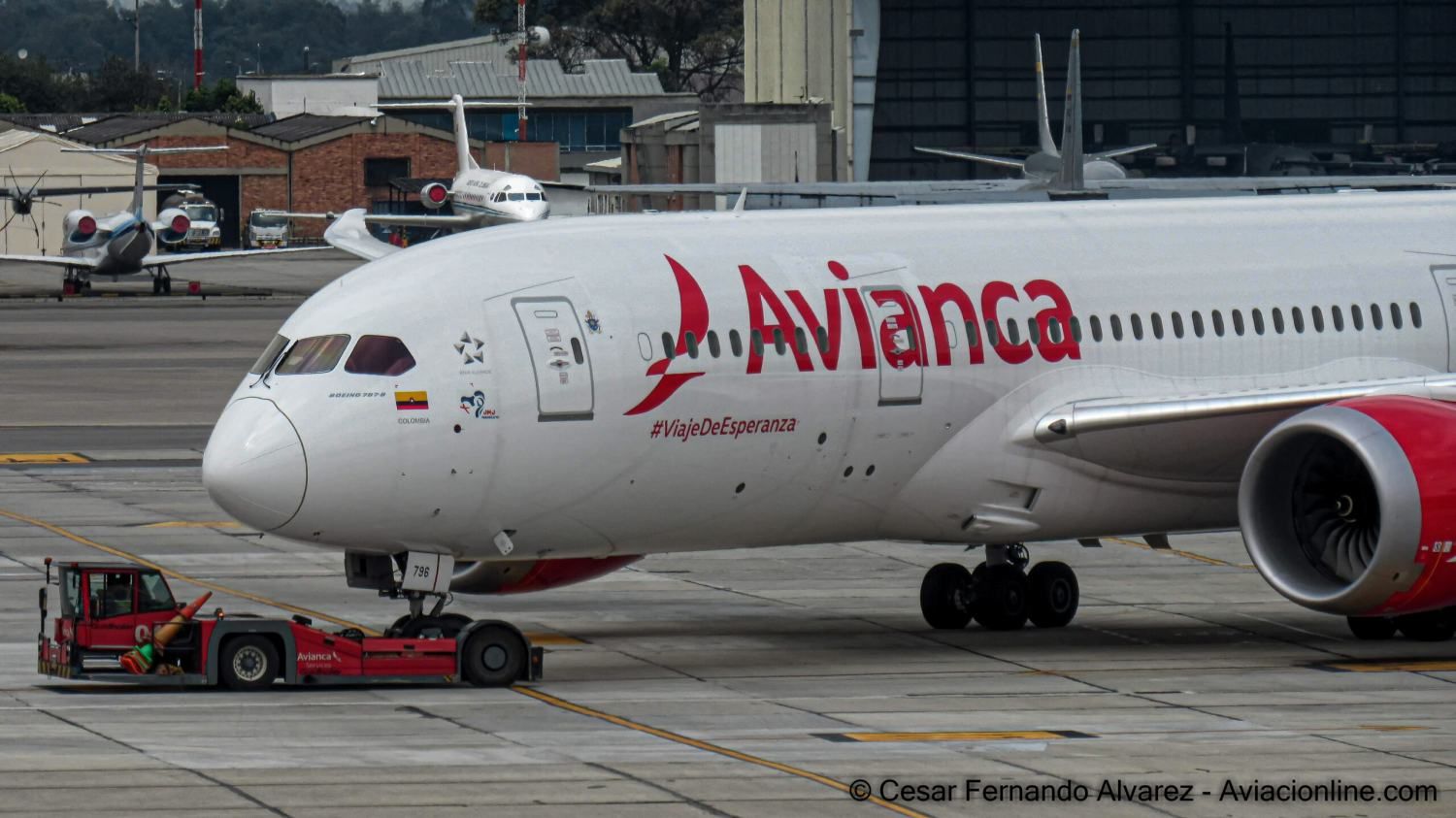 Lufthansa Technik y Avianca cierran contrato de mantenimiento para la flota Boeing 787