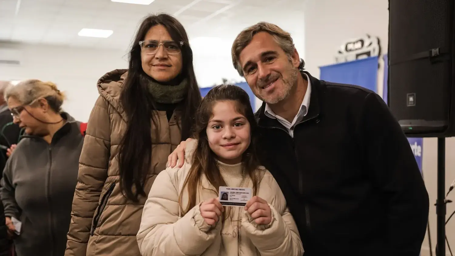 El pase beneficia a personas con discapacidad del distrito.