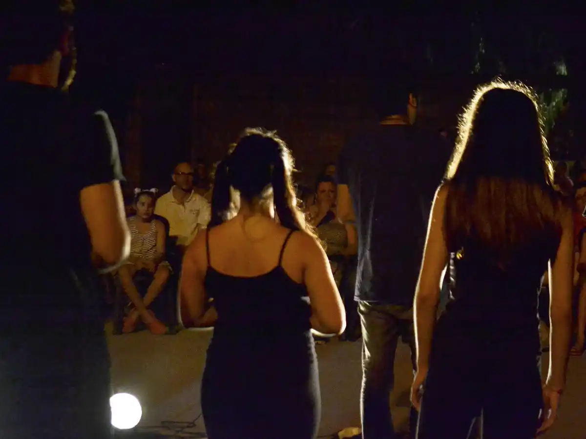 El teatro llega esta noche a barrio Hernández