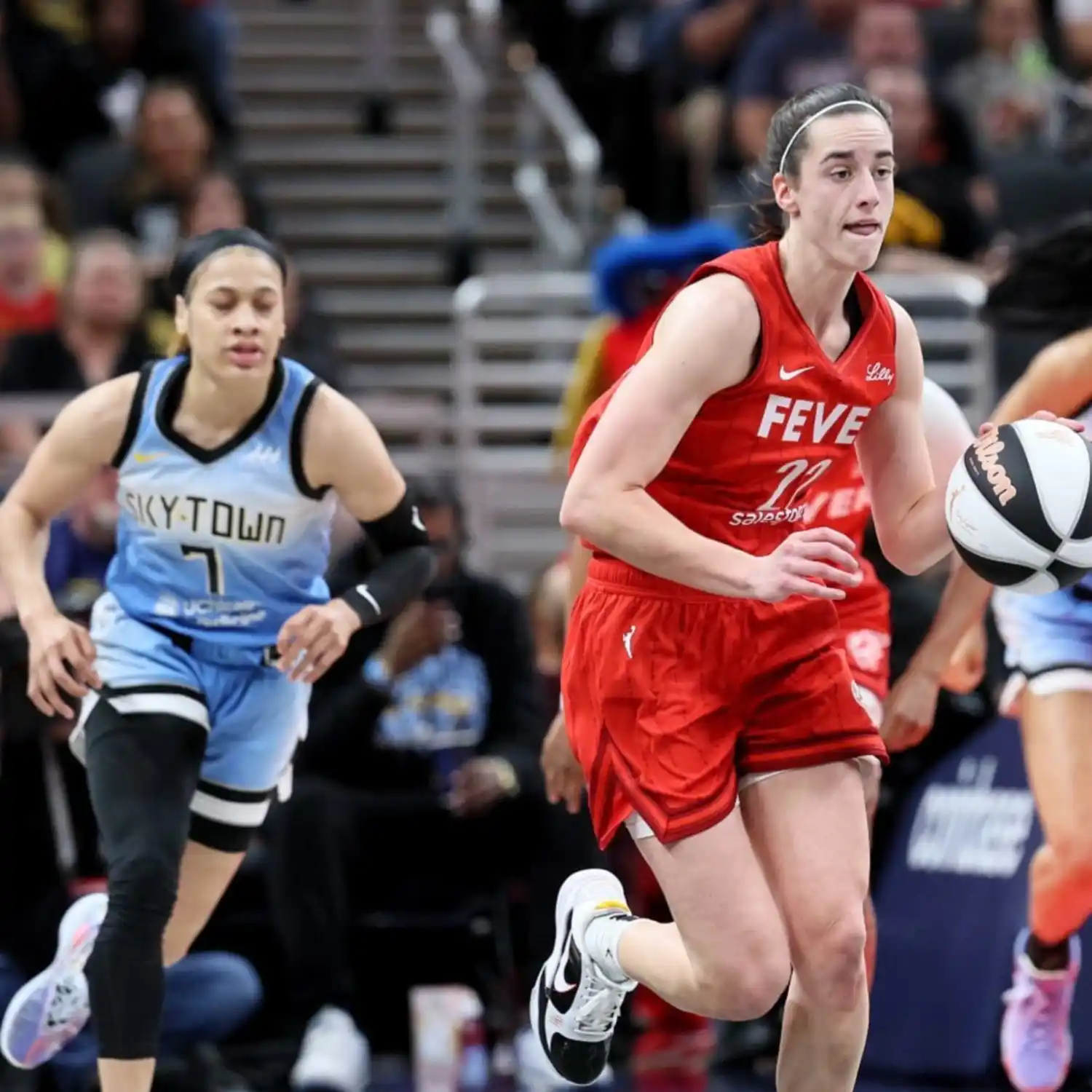 Indiana Fever se queja ante la WNBA por este golpe a Caitlin Clark