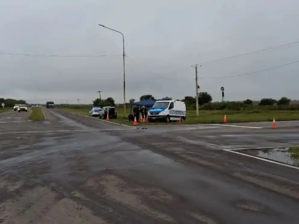 Instalan un puesto de control en la Ruta 32 tras el reclamo y movilización en Hasenkamp