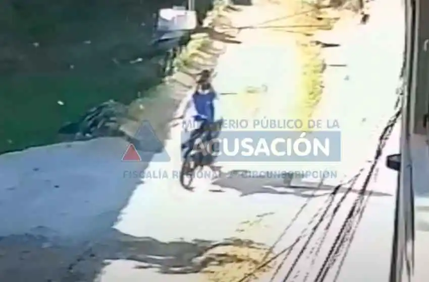 Difunden video para intentar capturar al sospechoso del asesinato de una mujer en zona sur