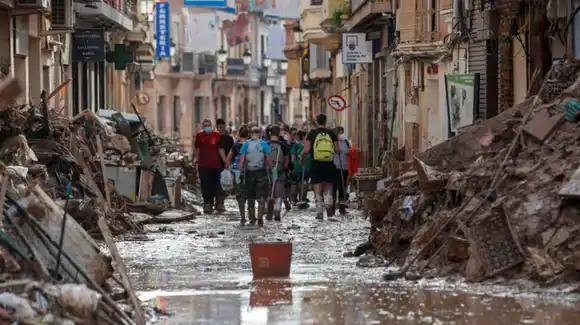 Consulado de Venezuela en Barcelona brinda apoyo a connacionales afectados por la DANA (CONTACTO)