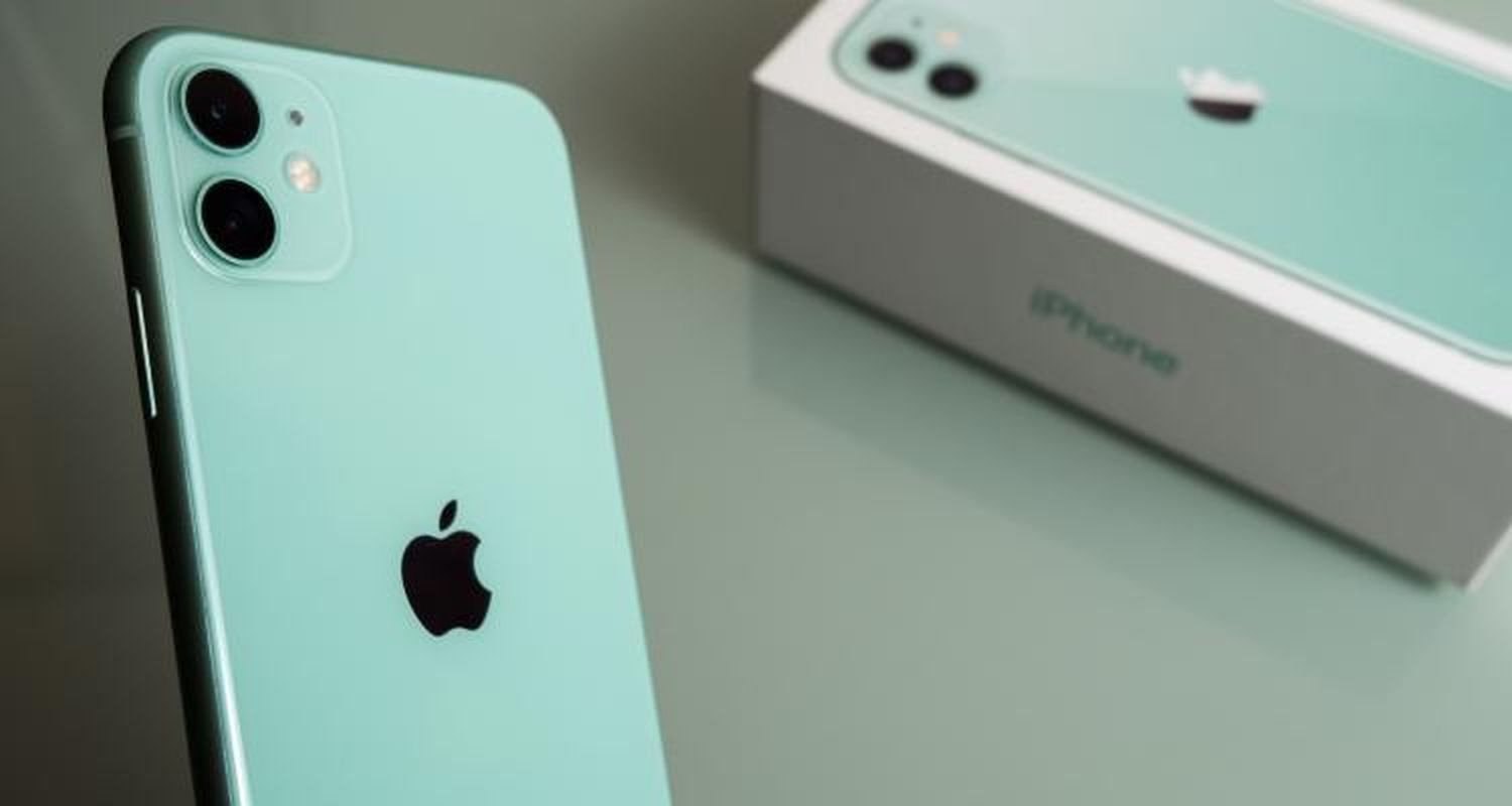 Compró un celular por Facebook, depositó casi 70 mil pesos y lo estafaron