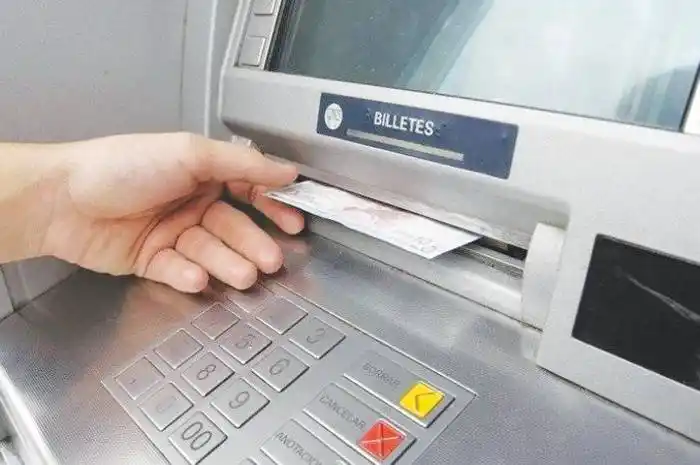 Otorgarán 2 pagos mensuales de  $10.000 a trabajadores de turismo