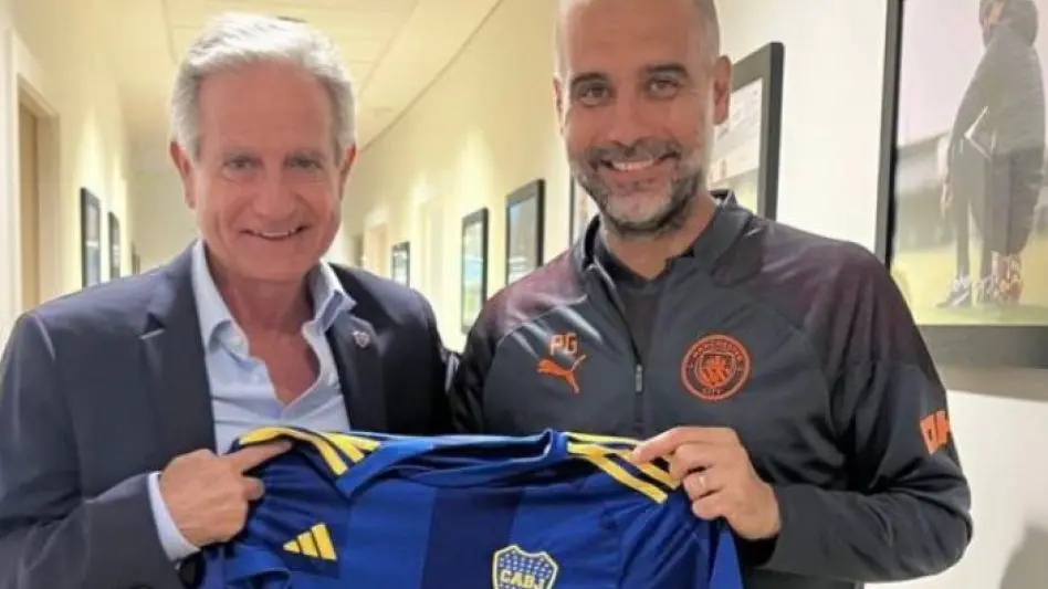 Andrés Ibarra junto a Pep Guardiola en Manchester